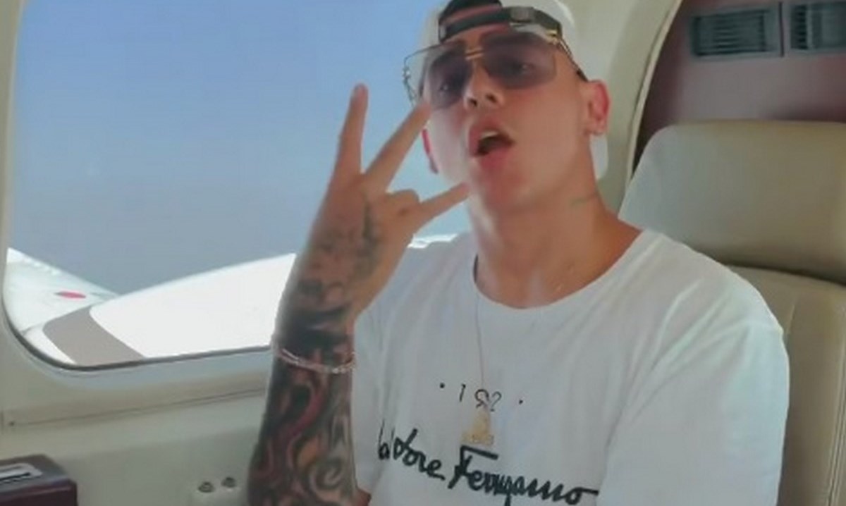 Amenaza directa, Kevin Roldán 'le tira' a cantante por redes sociales 1 kevin roldan e