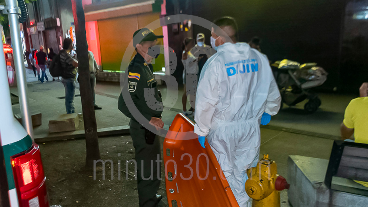 EN FOTOS Y VIDEO: Con una bolsa en la cabeza encontraron un muerto en hotel del centro de Medellín 3 hotel