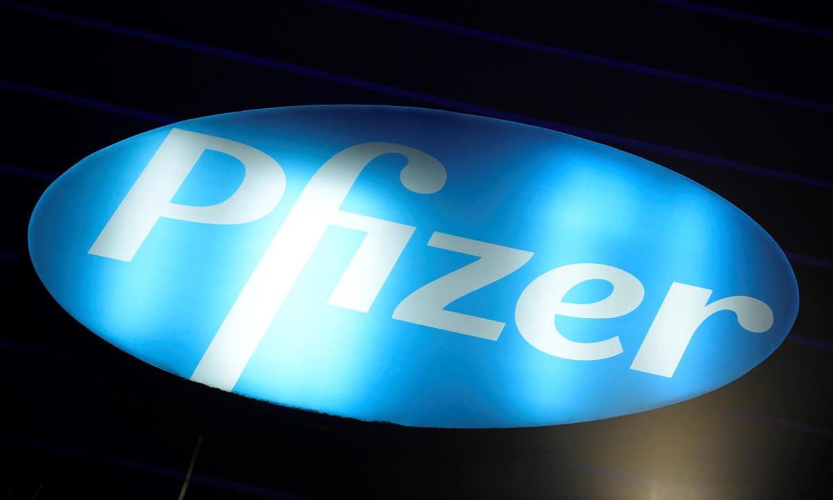 EFE/EPA/Julien de Rosa/Archivo Pfizer