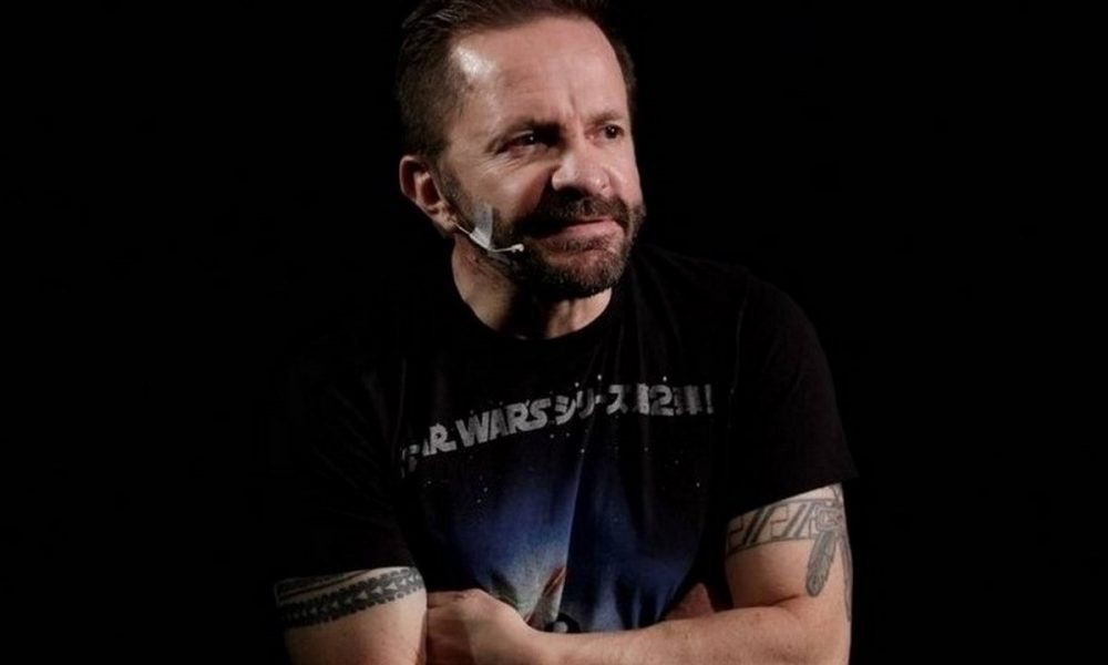 FOTO de ‘Pirry’ “hablando” al oído a un cerdo alborota generó polémica