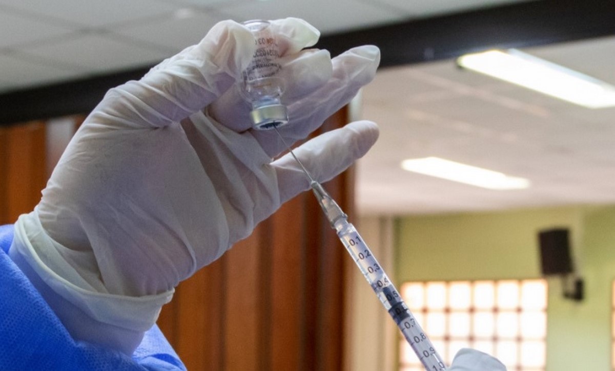 Médicos en Antioquia piden abrir ya la vacunación total Médicos en Antioquia piden abrir ya la vacunación total