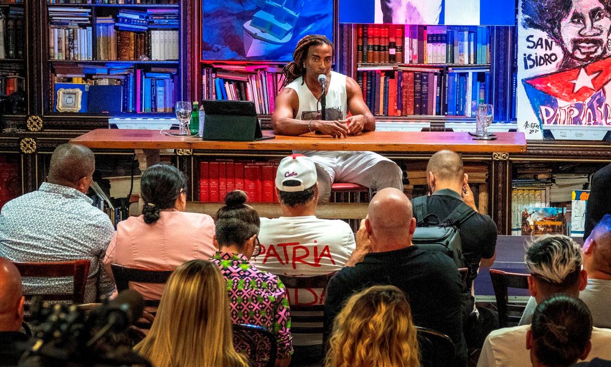 Coautor de "Patria y vida": en Cuba "no necesitamos líderes, lo somos todos" 1 patria y vida