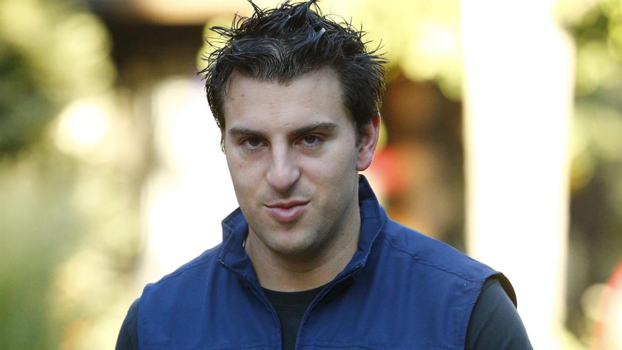 Airbnb, Brian Chesky