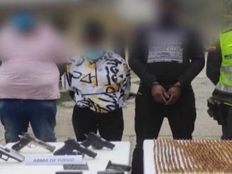 Llevan dentro de las llantas 1500 cartuchos, capturados con 4 armas de fuego 1 Capturados con 4 armas de fuego 2021