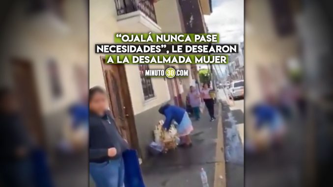 Desgraciada-Le-echo-agua-sucia-a-una-viejita-que-vendia-artesanías-fuera-de-casa México