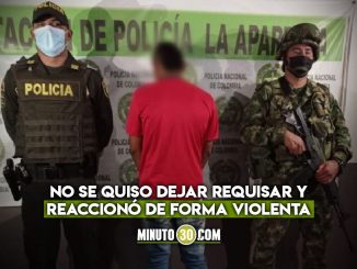 'Le echaron mano' a un tipo que borracho le pegó a un Policía 1 'Le echaron mano' a un tipo que borracho le pegó a un Policía