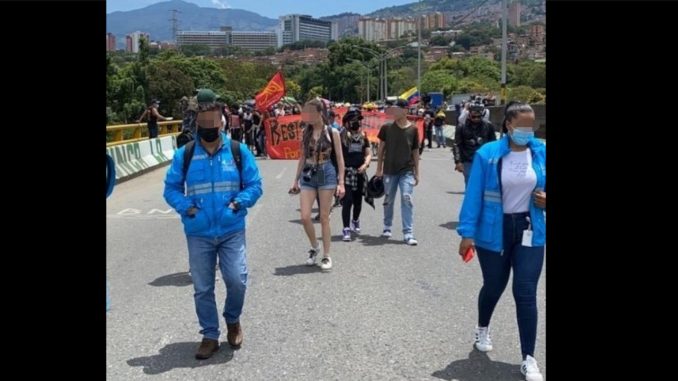 Investigan a miembros del Esmad por supuestas agresiones a funcionarios de la Personería de Medellín durante las protestas Investigan a miembros del Esmad por supuestas agresiones a funcionarios de la Personería de Medellín durante las protestas
