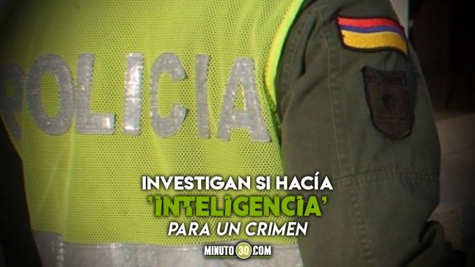 Pillaron-a-una-mujer-vestida-de-Policia-dizque-para-no-pagar-lo-del-pasaje vestida de Policía