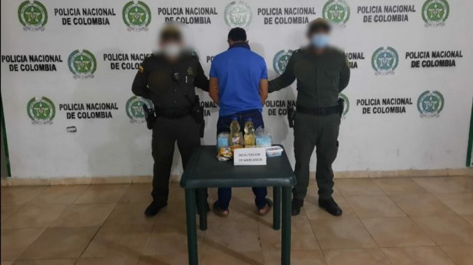 Capturaron a este hombre por robar en un supermercado Capturaron a este hombre por robar en un supermercado