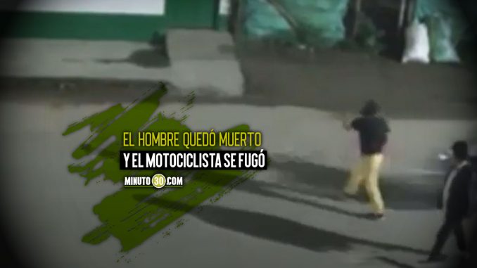 Que-cosa-tan-impresionante-El-momento-en-el-que-un-hombre-es-arrollado-por-una-moto accidente
