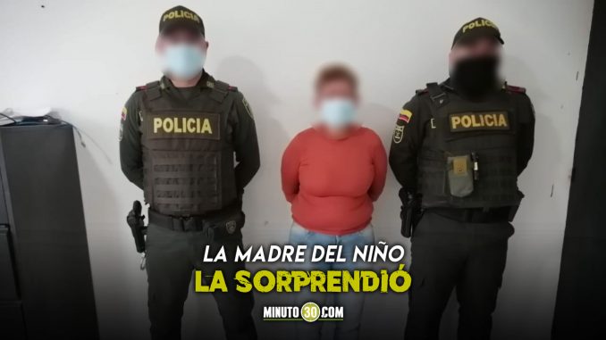 Vieja-verde-n-flagrancia-cogieron-a-una-mujer-de-58-anos-abusando-de-un-nino CAREPA