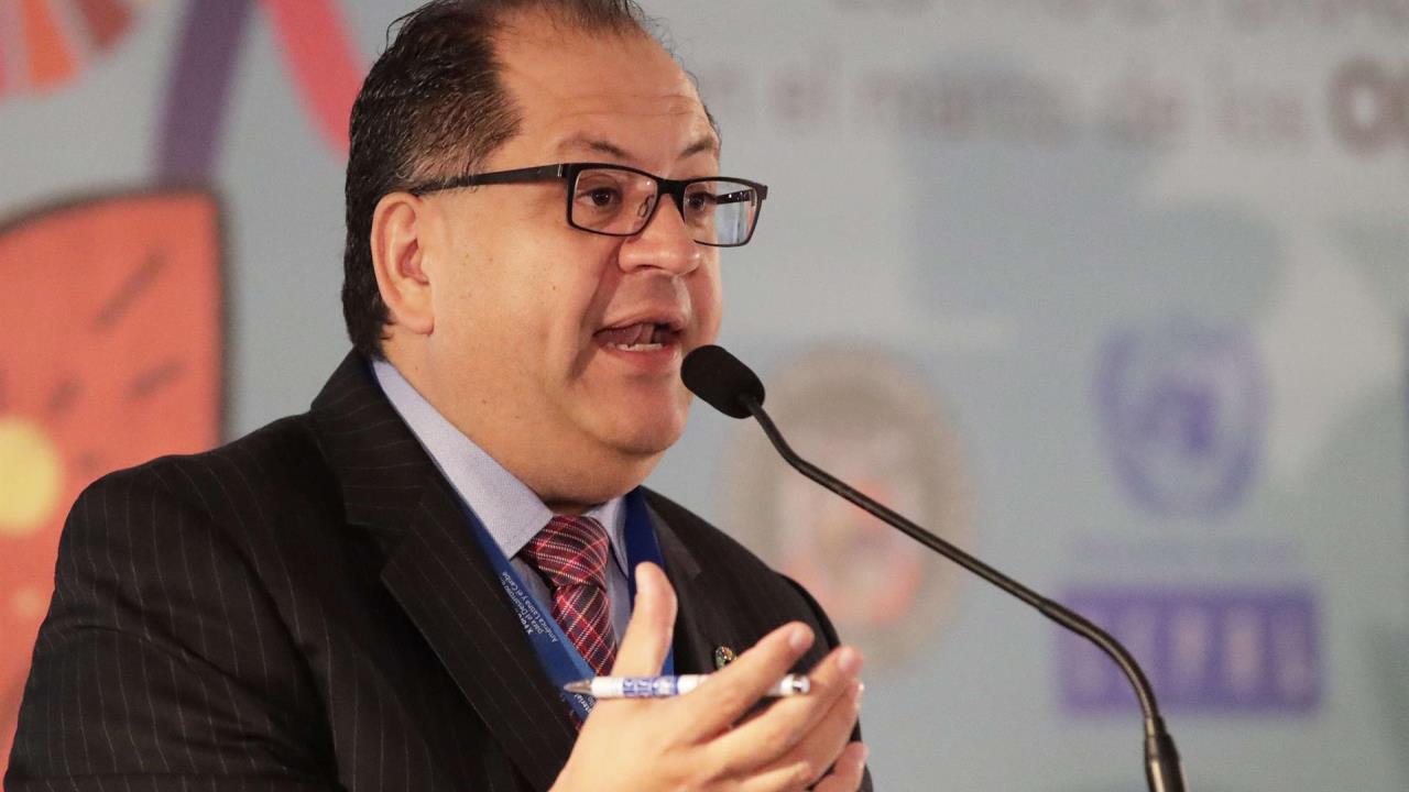 Latinoamericanas ante pandemia: no trabajar o dejar sin cuidados a sus hijos