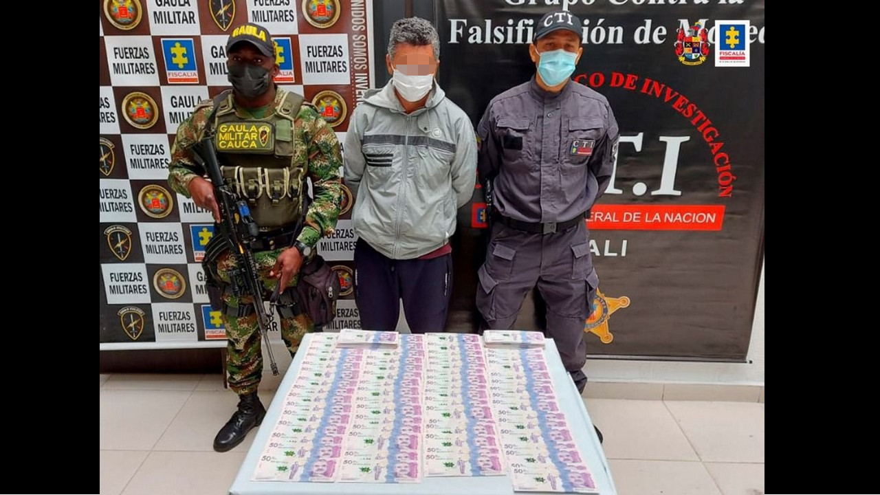 Cogieron a uno de los presuntos mayores traficantes de billetes falsos en el país