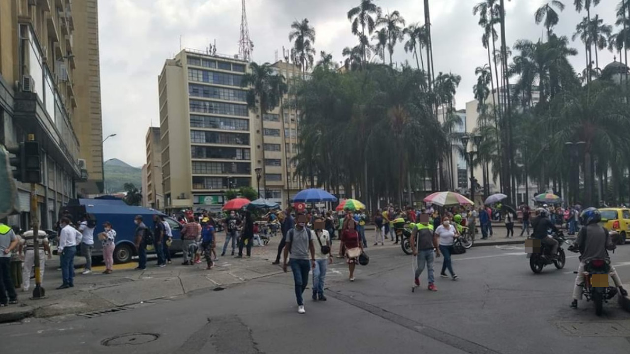 ¡Qué susto! Ascensor del Palacio de Justicia de Cali se desplomó del piso 11 al 6