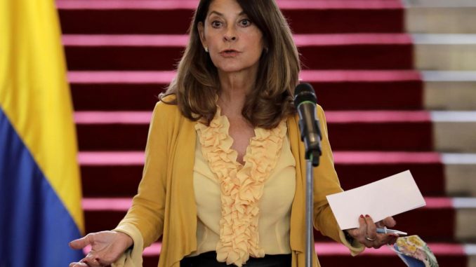 La vicepresidenta y canciller de Colombia, Marta Lucía Ramírez, habla hoy durante una declaración a medios de comunicación desde el Palacio de San Carlos, sede del Ministerio de Relaciones Exteriores, en Bogotá (Colombia). EFE/Carlos Ortega vicepresidenta