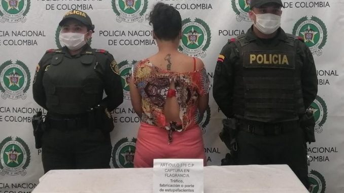 Cogieron a esta 'belleza' con marihuana en Anorí Cogieron a esta 'belleza' con marihuana en Anorí