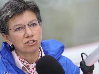 Abren investigación disciplinaria contra Claudia López por trinos con "contenido político partidista" 1 Claudia López descartó militarización adicional en el Portal Américas por disturbioAbren investigación contra Claudia López por trinos