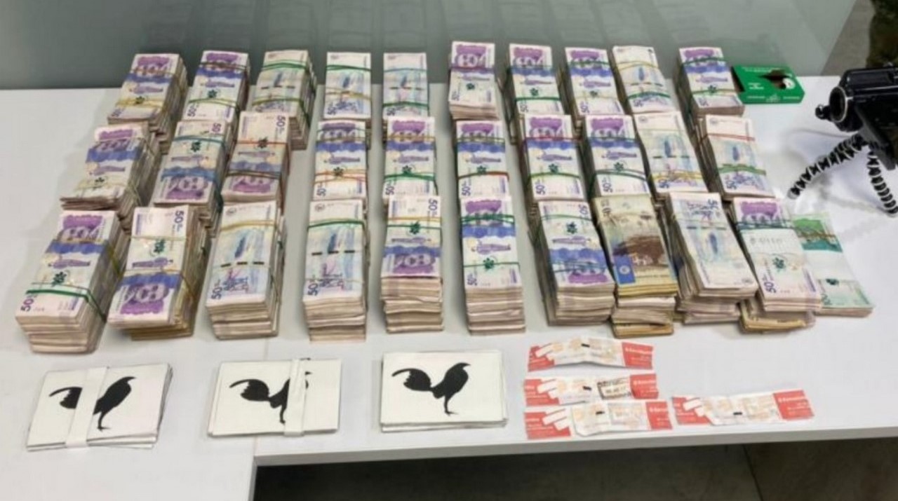 Cárcel para dos hombres que llevaban $750 millones