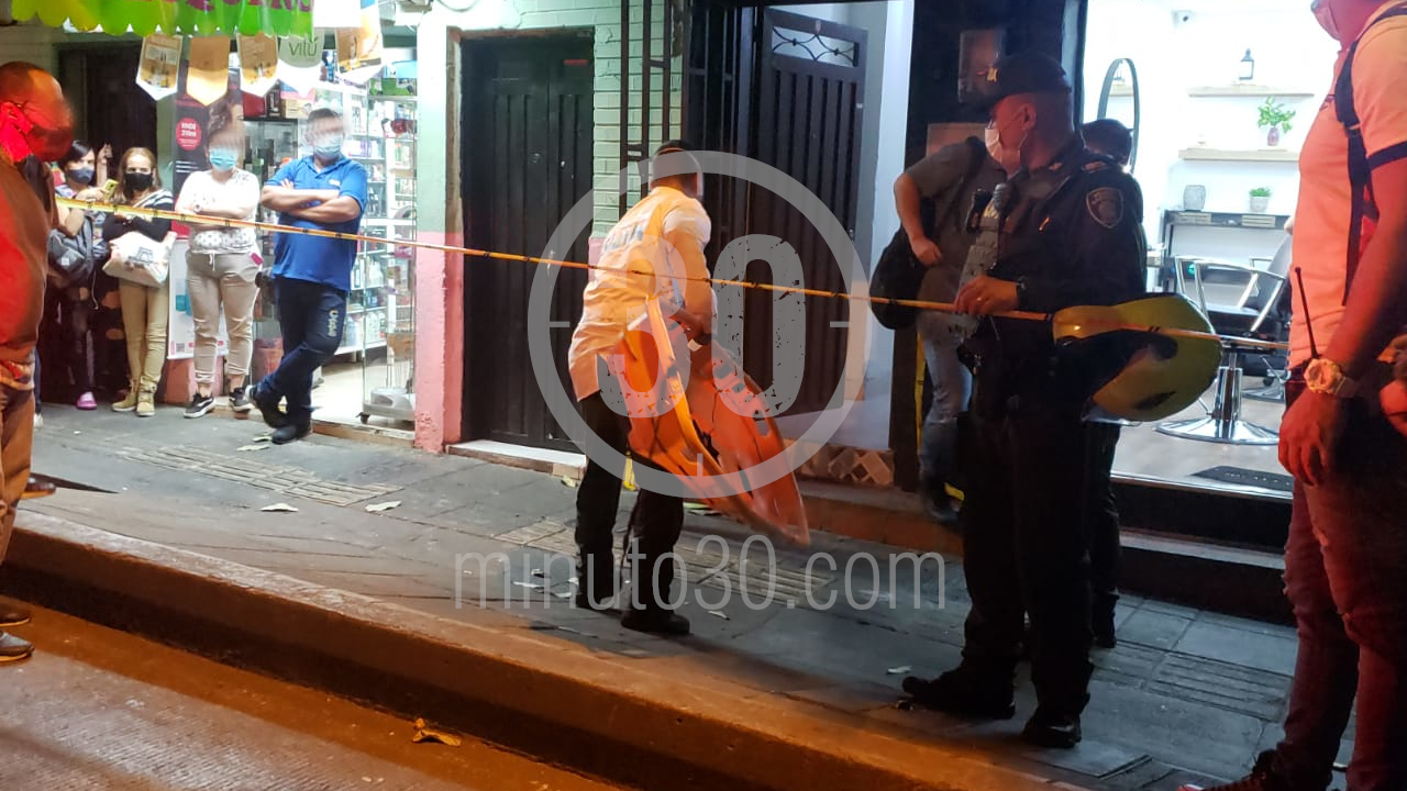 EN FOTOS Y VIDEO: ¡Qué rabia! Por robarle unos televisores habrían matado al adulto mayor en Manrique 1 Manrique