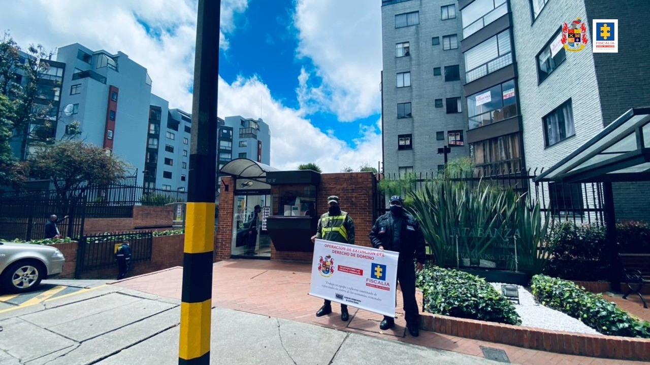 Les quitaron propiedades a Policías que pertenecerían a una red de tráfico de estupefacientes