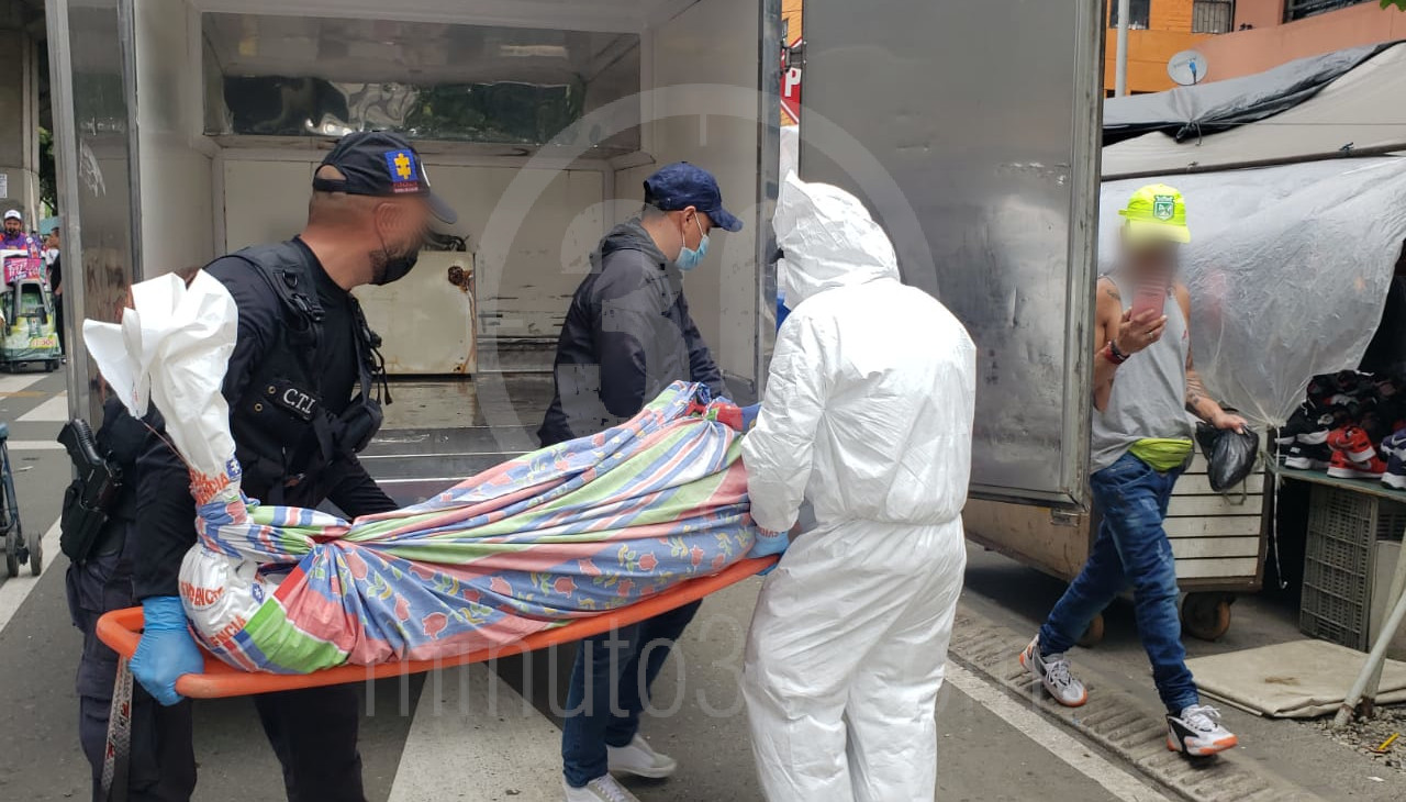 EN FOTOS Y VIDEO: ¡Qué tristeza! Encontraron a una mujer muerta en un hotel del centro de Medellín 9 hotel centro mujer muerta