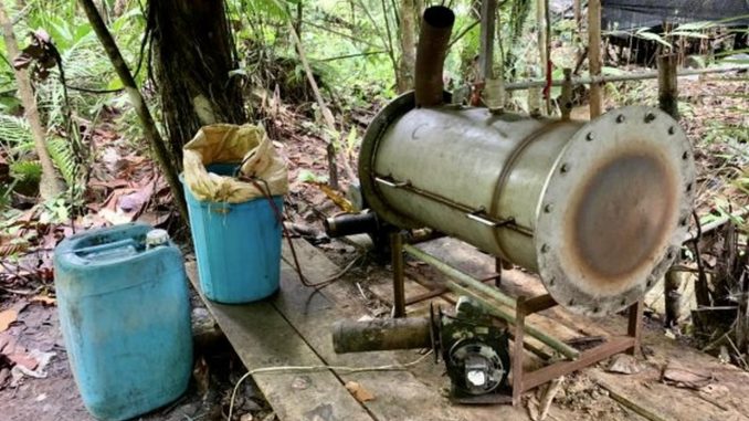 Destruyeron laboratorio de coca que les dejaba más de 13 millones de dólares a disidencias Destruyeron laboratorio de coca que les dejaba más de 13 millones de dólares a disidencias