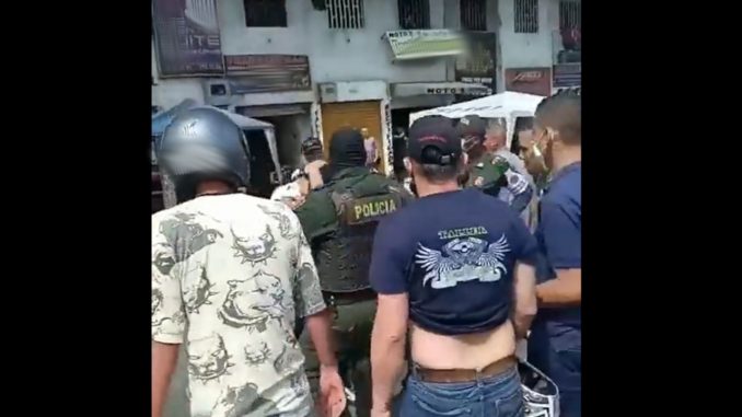 ladrones golpeados ladrones