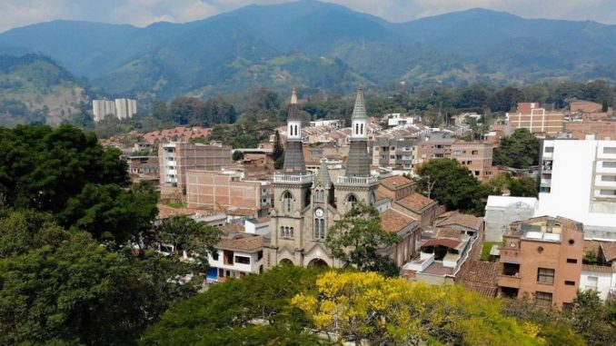 La Estrella sorteará 105 viviendas para familias que cumplieron con los requisitos La Estrella sorteará 105 viviendas para familias que cumplieron con los requisitos