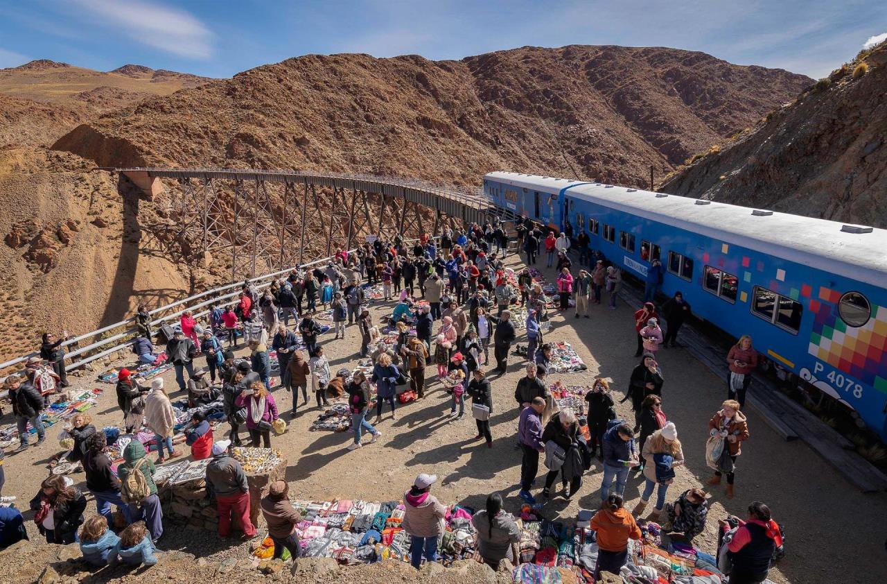 FOTOS. Tren a las Nubes: un paseo entre cóndores y cerros 1 las nubes argentina2