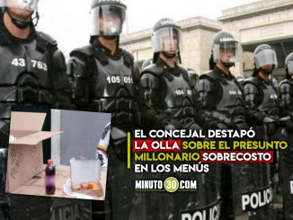 ¿Eran de oro? Concejal denuncia que al Esmad lo estaban alimentando con medios pollos a $24.526 1 Concejal denuncia que al Esmad lo estaban alimentando con medios pollos a $24.526
