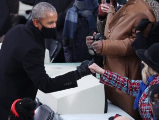 ¡Borraron las fotos pero quedó "el recuerdo"! Fotos filtradas muestran la celebración de los 60 de Obama 1 obama
