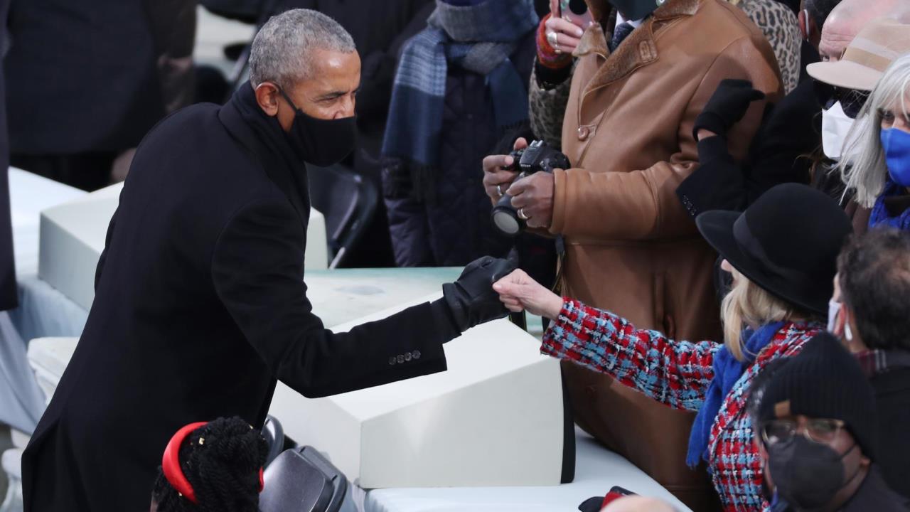 Obama cumple 60 años y suspende por la covid-19 la gran fiesta que planeaba