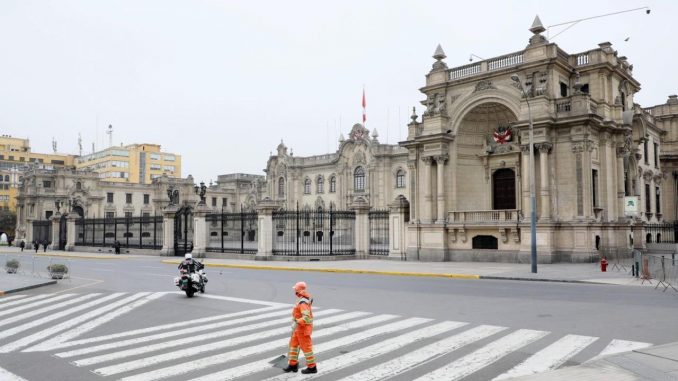 Vista general de los exteriores del Palacio de Gobierno en el centro de Lima (Perú). EFE/ Juan Ponce Valenzuela/Archivo presidente de Perú