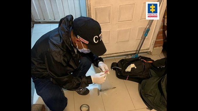 Cogieron a un tipo que mató a una perrita en Bogotá Cogieron a un tipo que mató a una perrita en Bogotá
