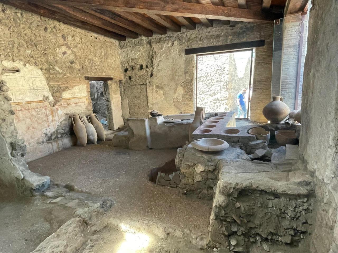 FOTOS: Pompeya se enriquece con la apertura al público de un excepcional termopolio 1 pompeya2