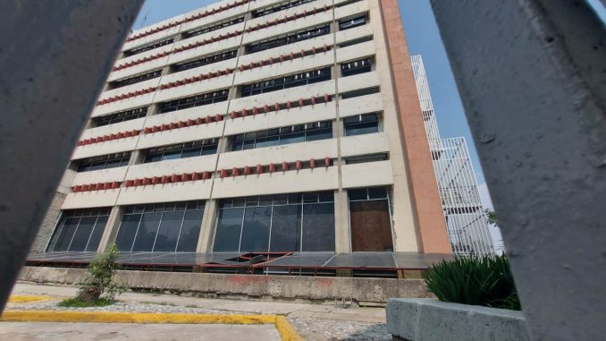 se lanzó al vacio 2 se lanzo al vacio covid