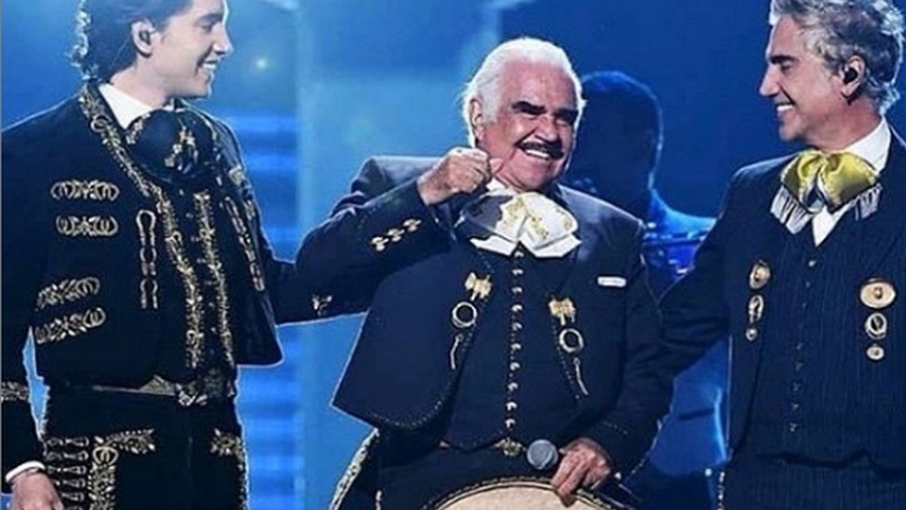 Vicente Fernández no volvería a cantar tras la traqueotomía