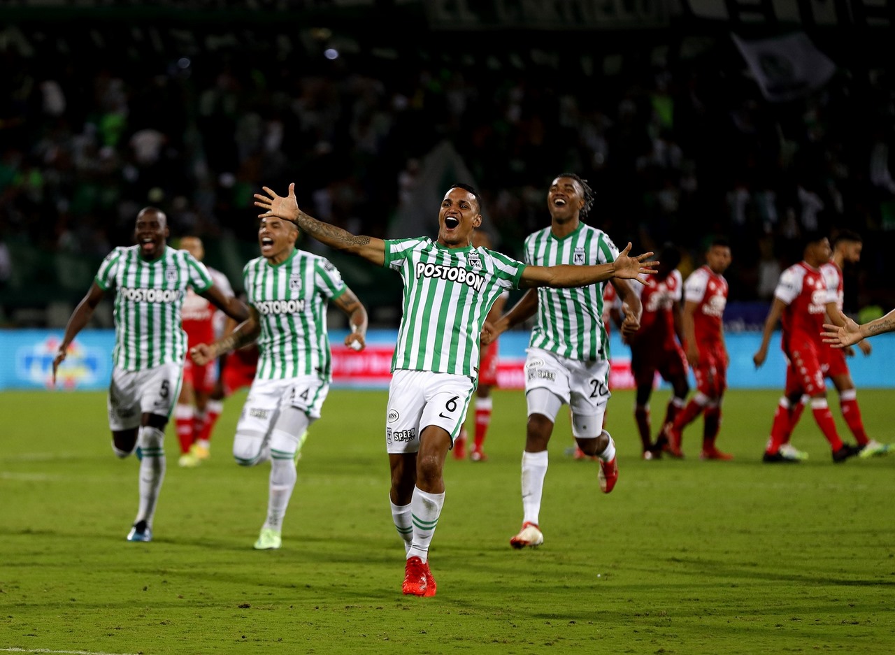 Jefferson Duque contó cómo vivió desde el banco, los lanzamientos desde el punto penal 2 Nacional celebra 2