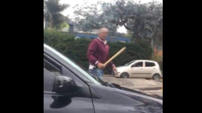 PELEA CON BATE BATE