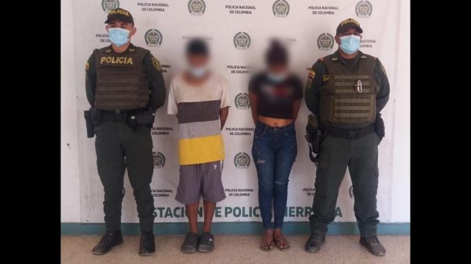 ¡Se les perdió el respeto! Esta pareja se estaba dando 'puños' en su vivienda y los capturaron ¡Se les perdió el respeto! Esta pareja se estaba dando 'puños' en su vivienda y los capturaron