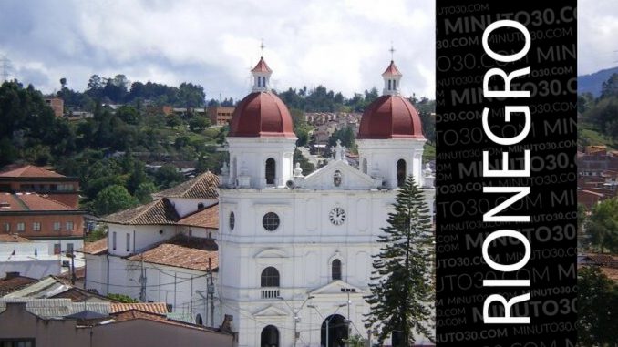 Hallaron el cuerpo desnudo de un hombre en zona boscosa de Rionegro Hallaron el cuerpo desnudo de un hombre en zona boscosa de Rionegro