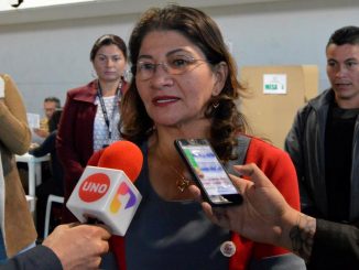 Senadora de las FARC desata polémica al decir que secuestrados tenían comodidades 1 Senadora de las FARC