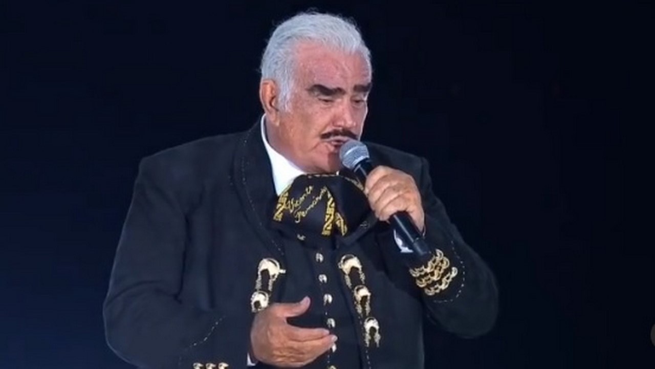 Familia de Vicente Fernández informó sobre el estado de salud del artista