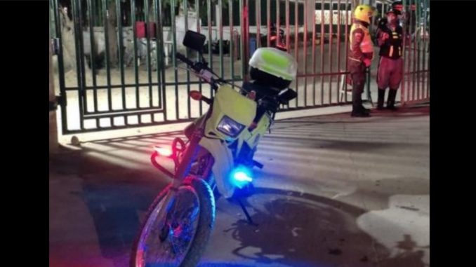 Lanzaron granada contra un parqueadero de buses en el Atlántico Lanzaron granada contra un parqueadero de buses en el Atlántico