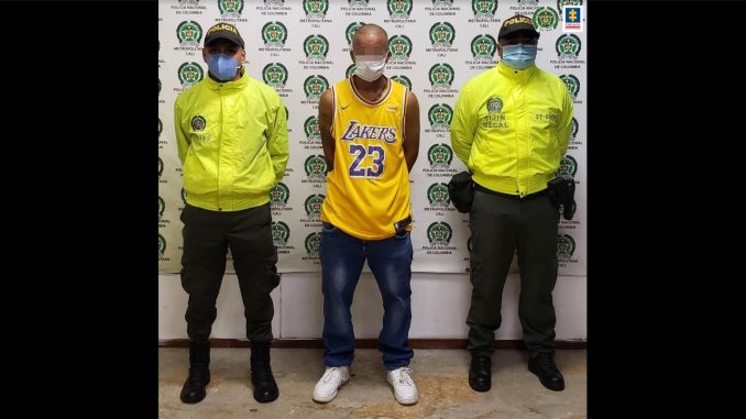 Enviaron a la cárcel a este sujeto que habría apuñalado a un Policía durante las protestas Enviaron a la cárcel a este sujeto que habría apuñalado a un Policía durante las protestas