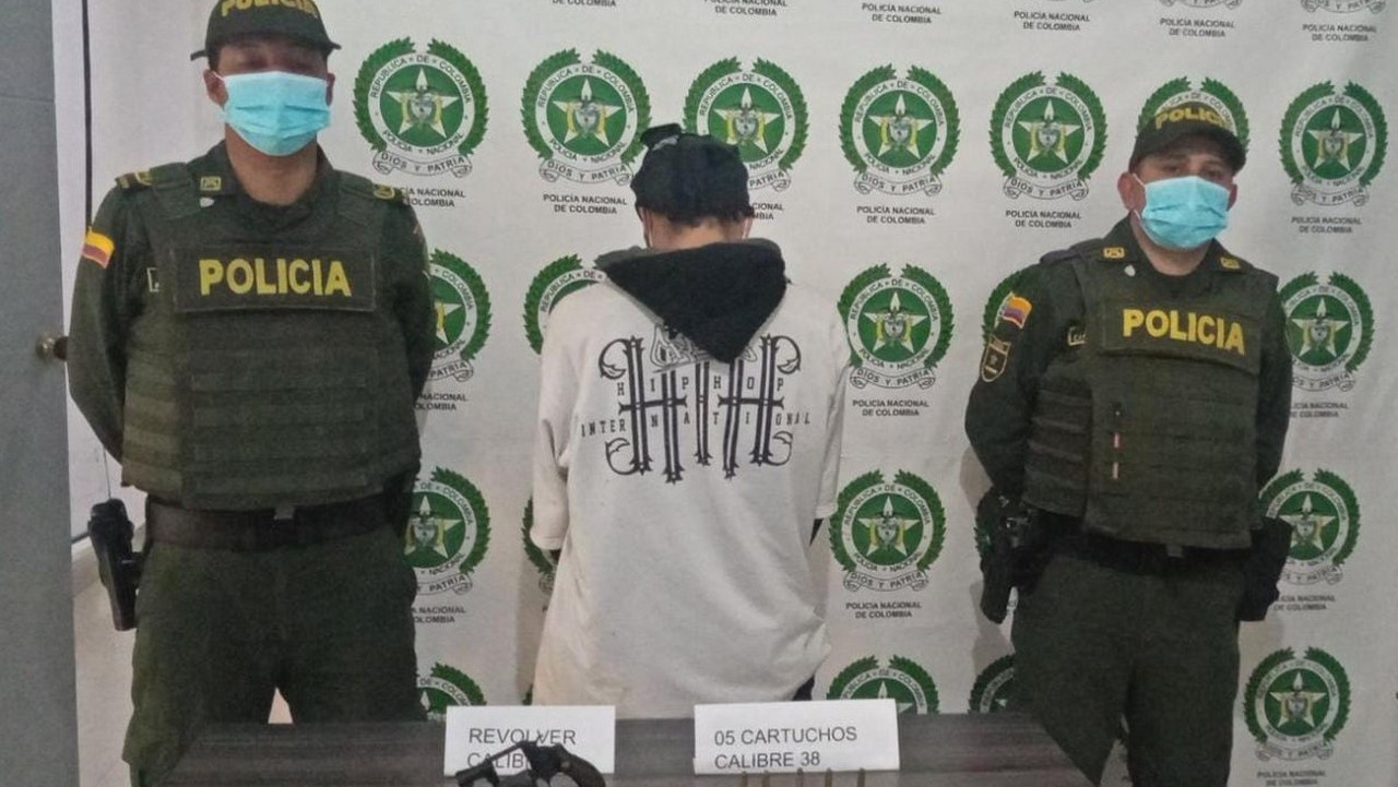 Lo cogieron en Angelópolis con un revólver calibre 38