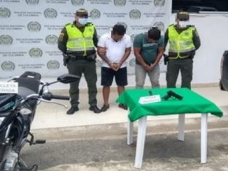 Iban 'volados' con una moto hurtada, pero los cogieron hasta con una traumática 1 Capturados cuando huían con una moto hurtada en Cesar