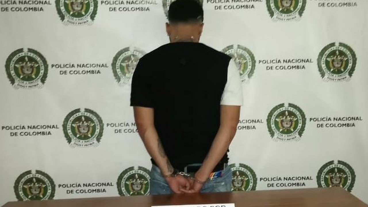 Capturado en vereda de Copacabana con un revólver