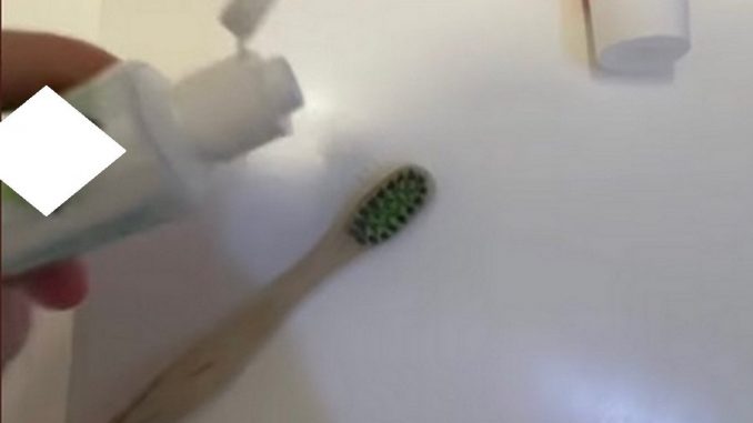cepillo dientes murio joven veneno ratas