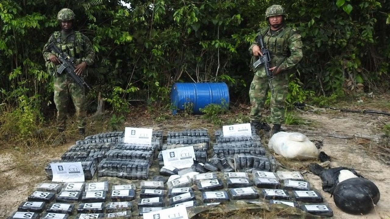 Cayó un millonario complejo de clorhidrato de cocaína del ELN